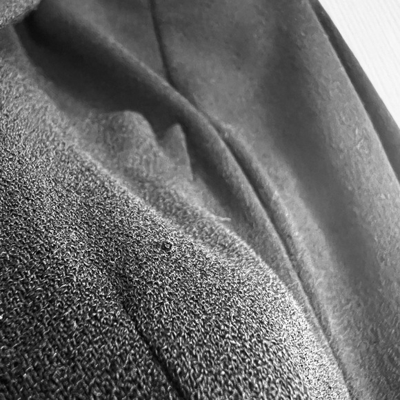 Babaton Exaggerated Shoulder Drapey Blazer - Picture 6 of 6